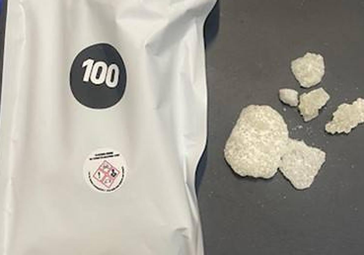 Droga enviada a Almendralejo en un paquete desde Holanda.