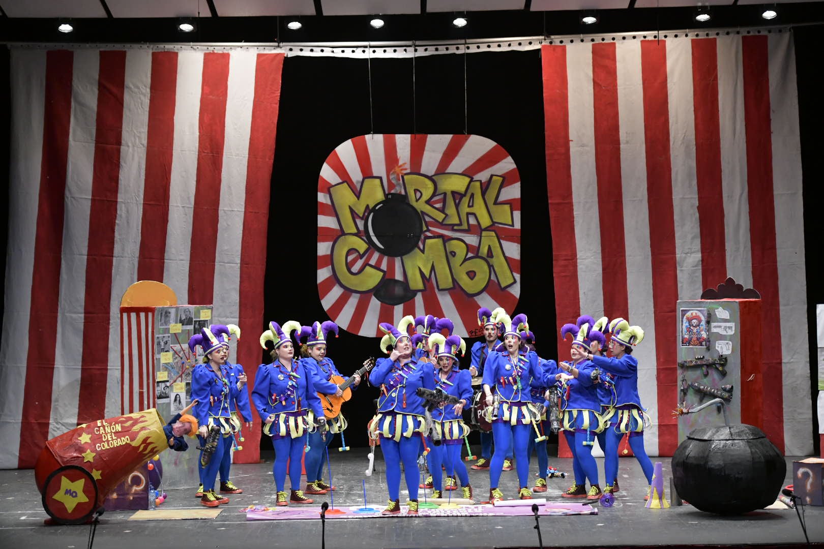 Murguer Queen son un circo, pero muy especial. Ojo que esconden un ejército