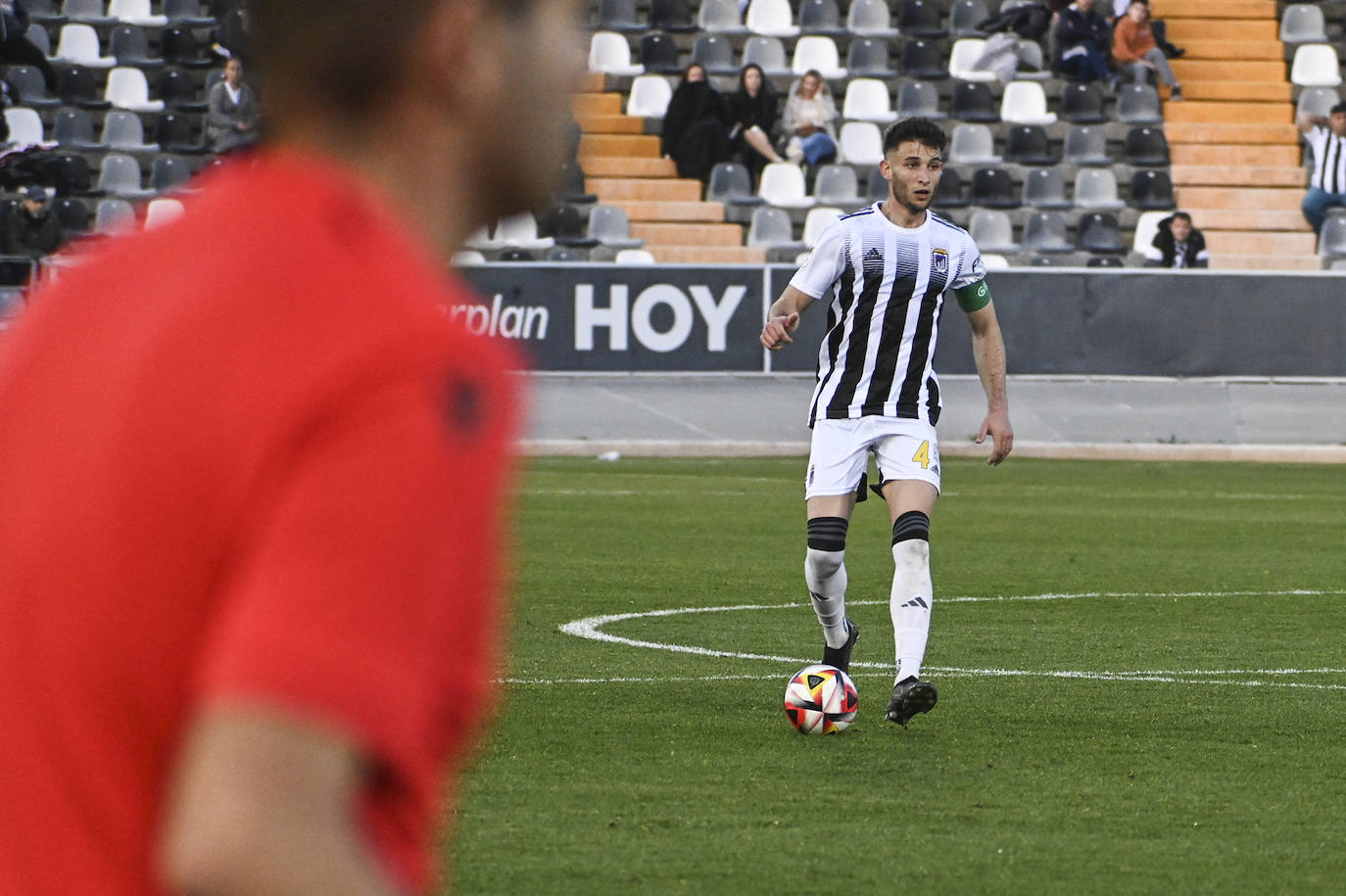 El partido entre el Badajoz y el Illescas, en imágenes