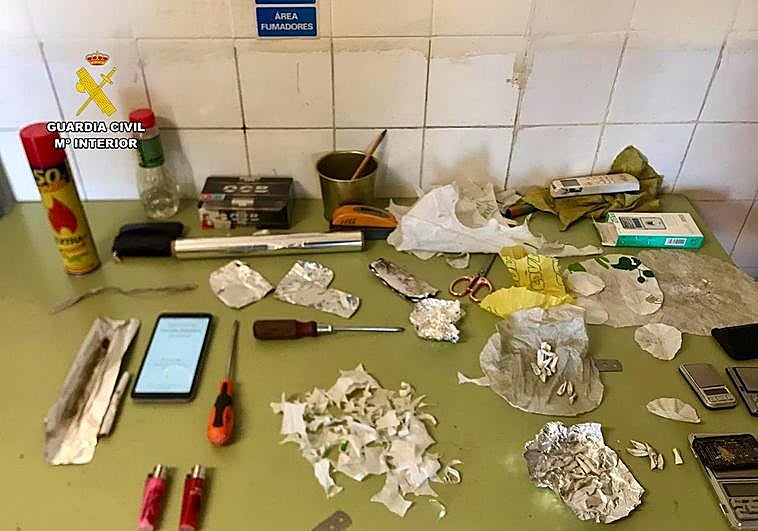 Material incautado por la Guardia Civil en Navalmoral de la Mata