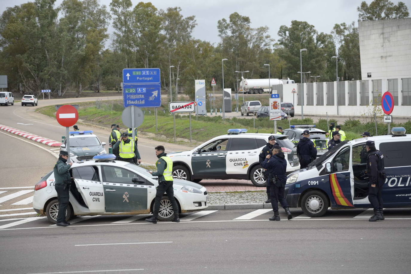 Fotos | Protesta de los agricultores este viernes en Badajoz