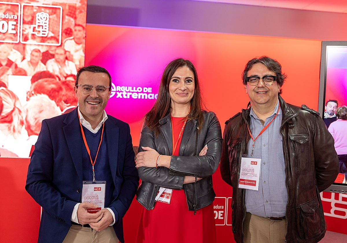 Miguel Ángel Gallardo, Lara Garlito y José María Vergeles compiten por el liderazgo del PSOE.