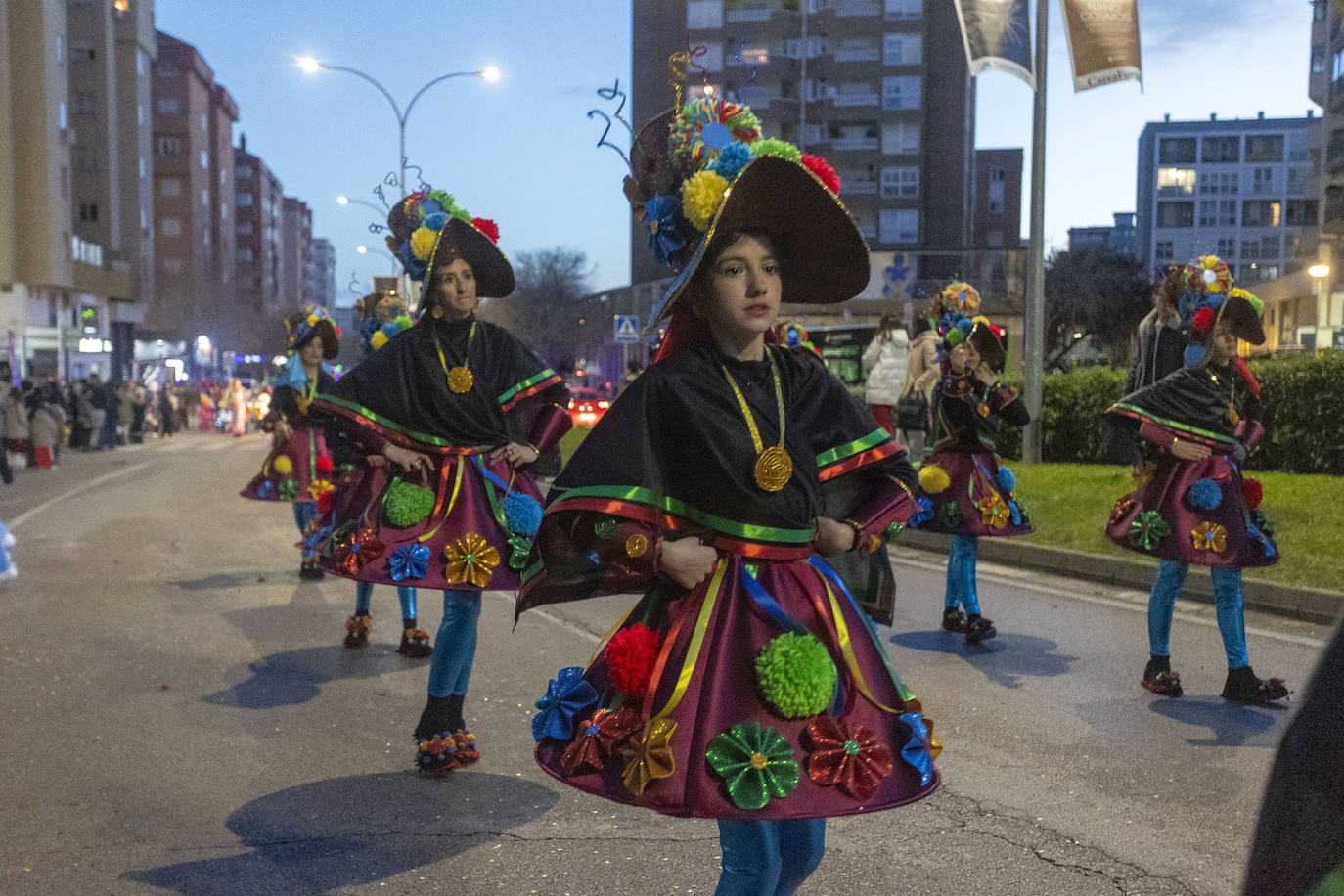 El desfile del Carnaval de Cáceres, en imágenes