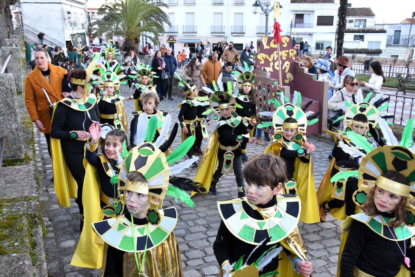 Desfile de comparsas del Carnaval del Buche. Alburquerque 2024