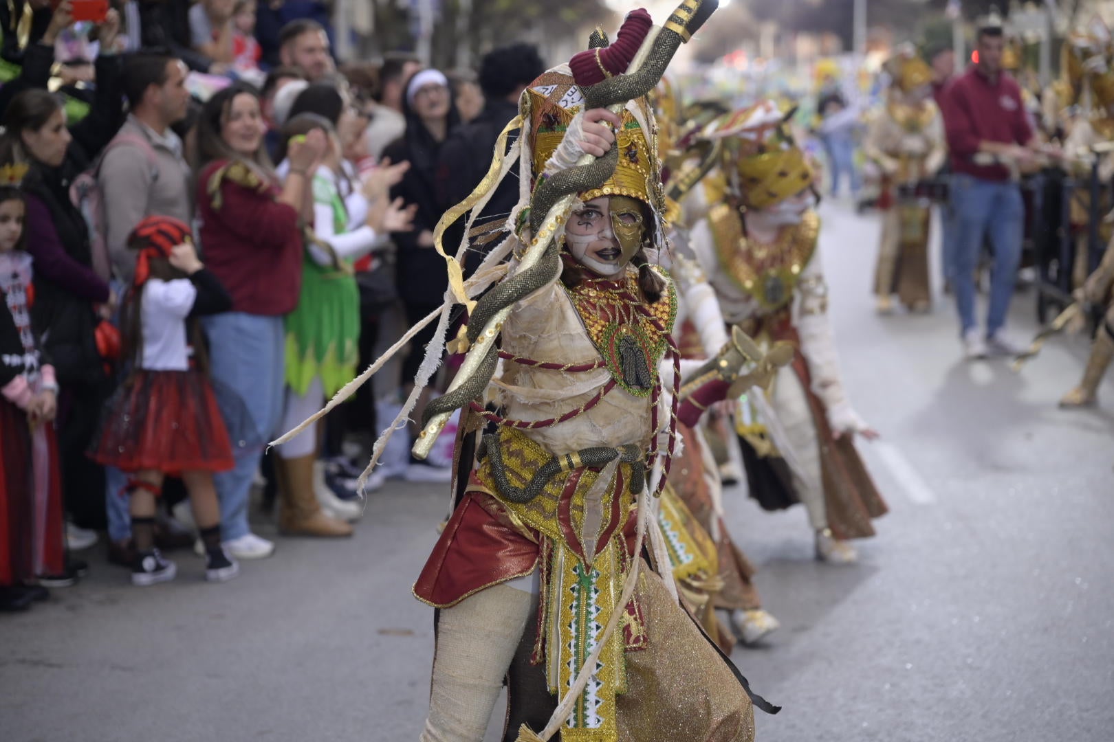 Las mejores imágenes del colorido desfile infantil del Carnaval de Badajoz 2024 (I)