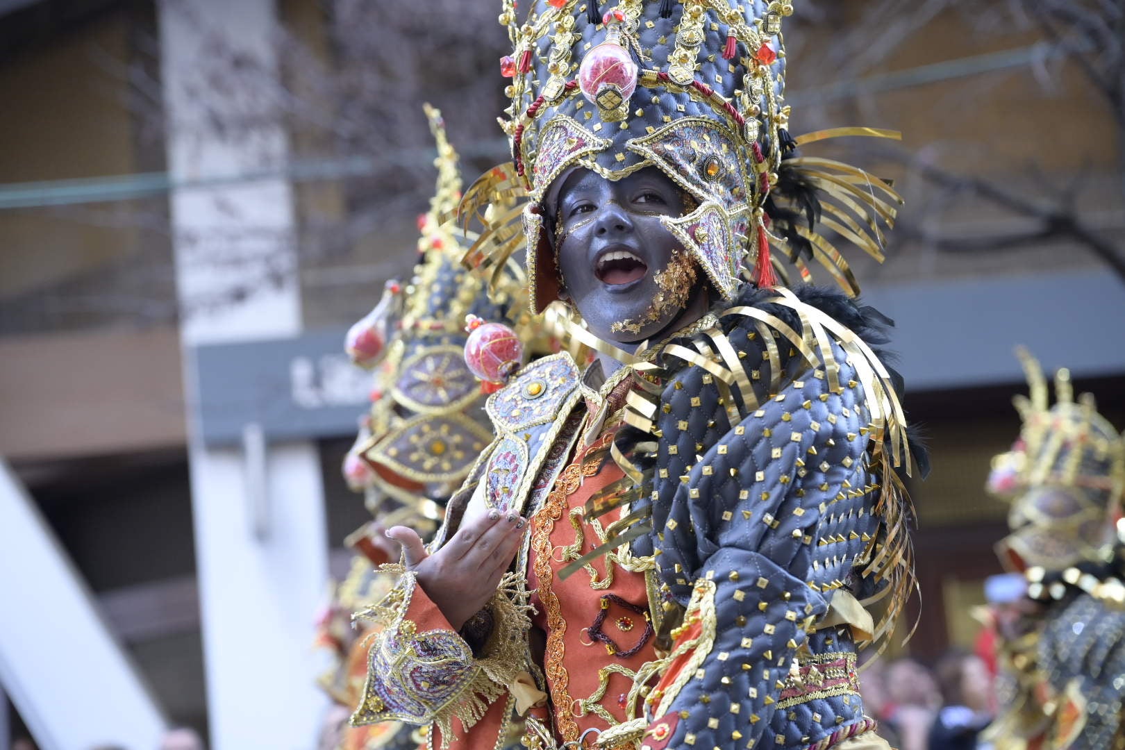 Las mejores imágenes del colorido desfile infantil del Carnaval de Badajoz 2024 (II)