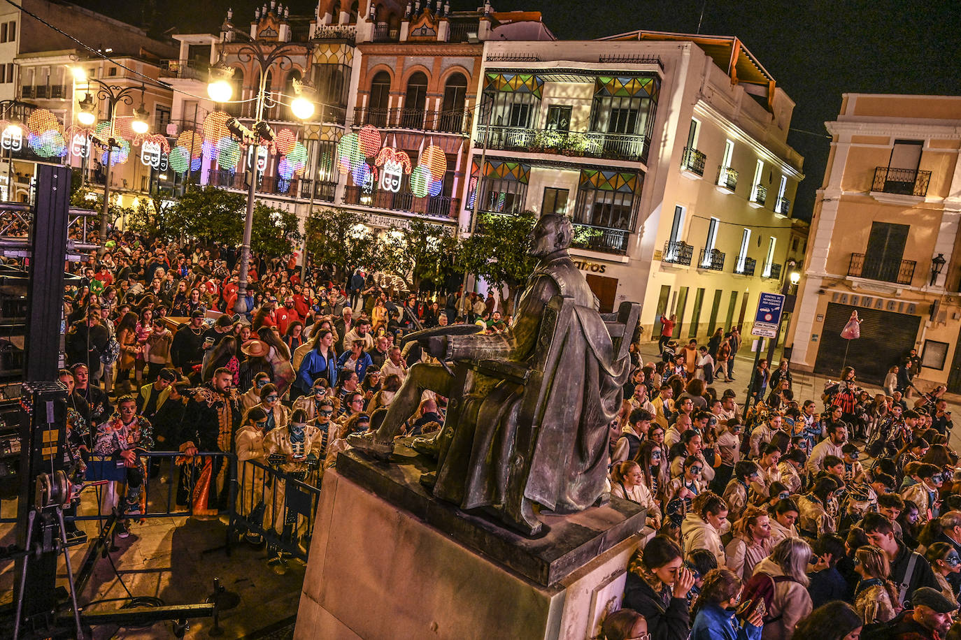 Fotos | Ambiente en el lunes del Carnaval de Badajoz 2024