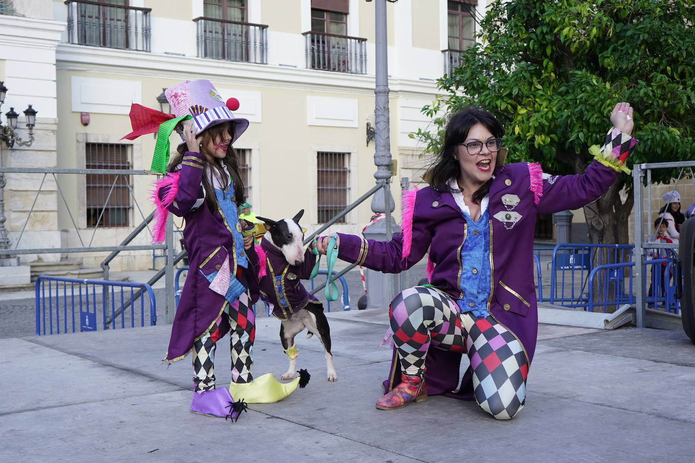 Las mejores imágenes del concurso de disfraces de mascotas del Carnaval de Badajoz