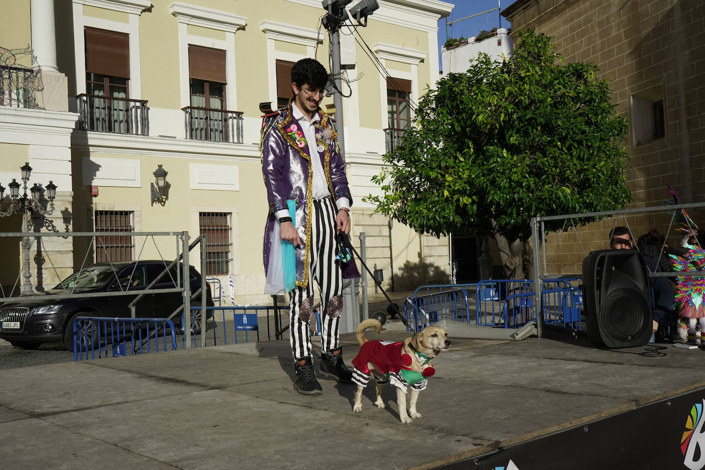 Las mejores imágenes del concurso de disfraces de mascotas del Carnaval de Badajoz