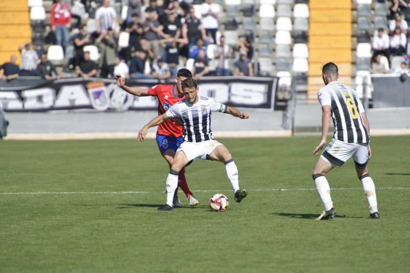 Las mejores imágenes del encuentro entre el Badajoz y el Numancia