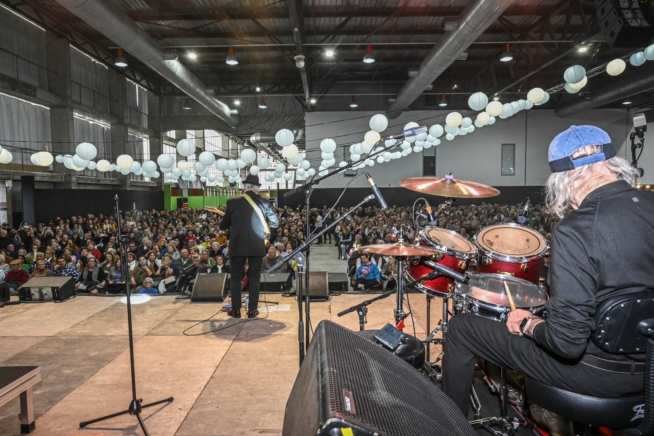 El concierto de Los Brincos en la Feria de los Mayores, en imágenes