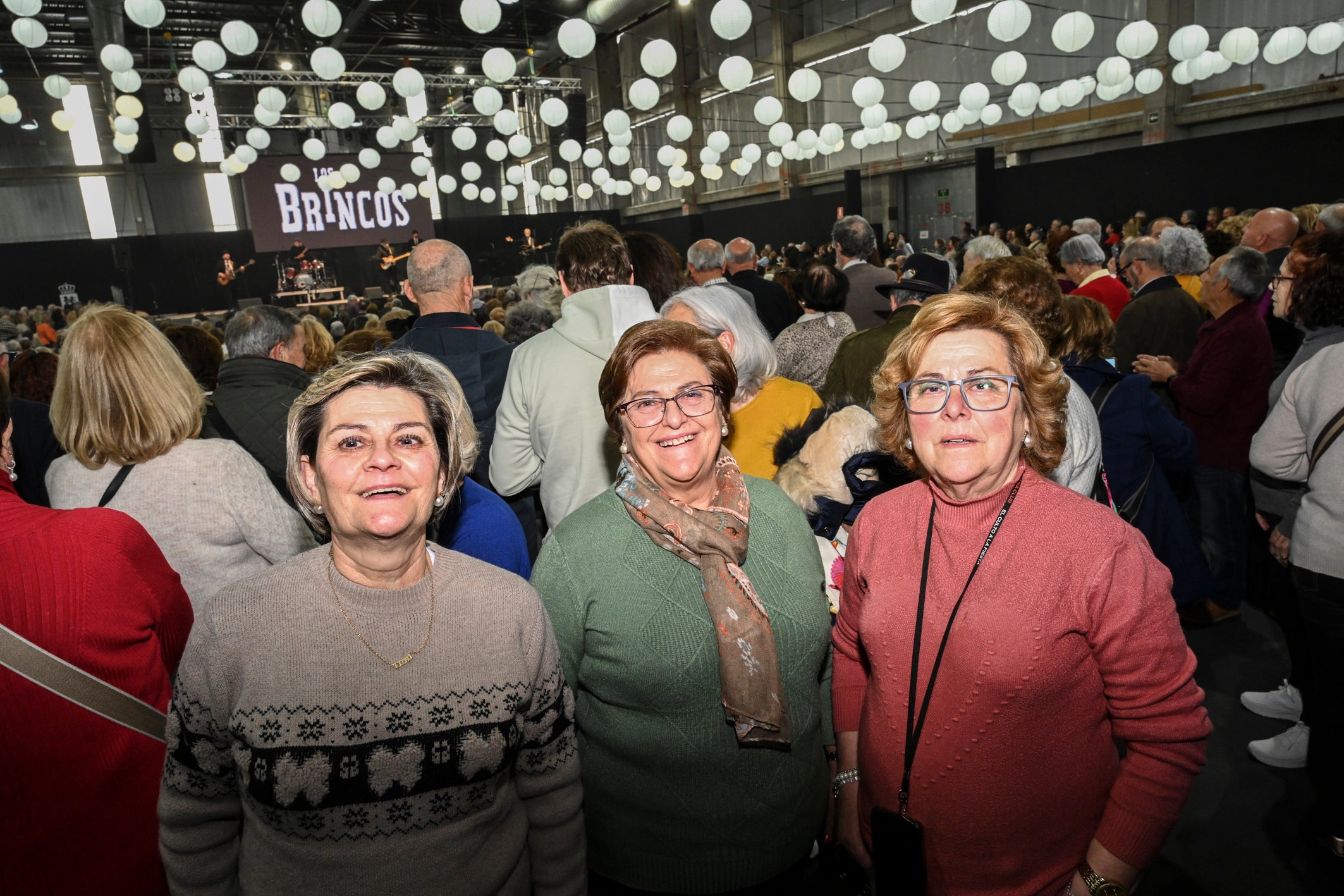 El concierto de Los Brincos en la Feria de los Mayores, en imágenes