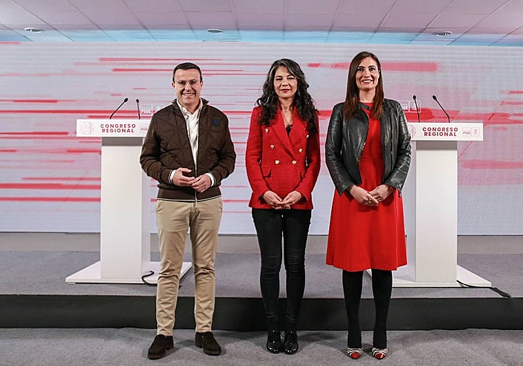 Miguel Ángel Gallardo y Lara Garlito con la moderadora, la periodista Inma Montero.