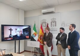 Fermín Jesús González habla este viernes por videoconferencia con el alcalde, Ignacio Gragera, y la Agrupación de Hermandades y Cofradías.
