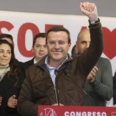 Primeras imágenes tras conocer el resultado de las primarias del PSOE extremeño