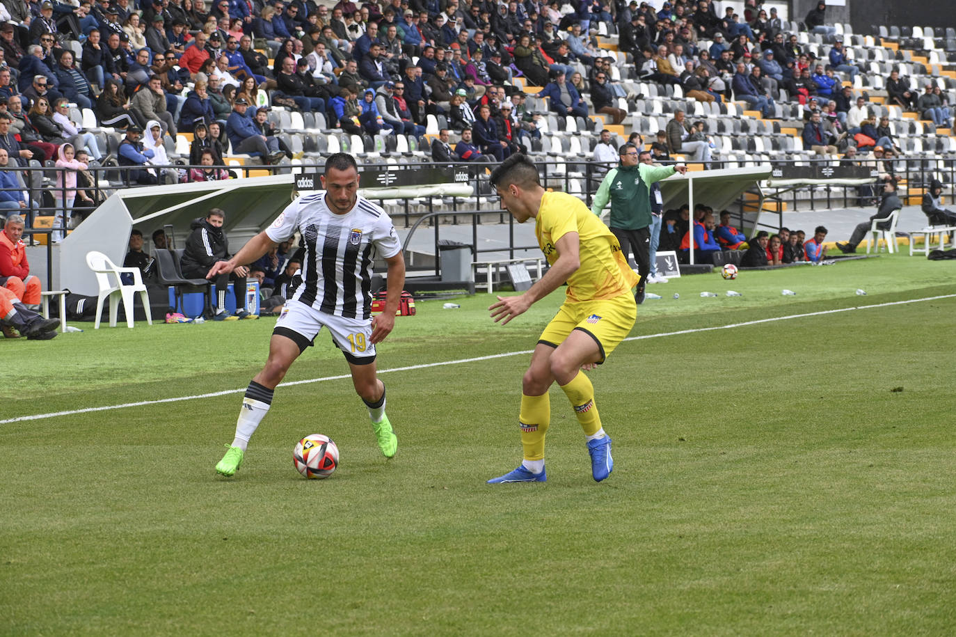 Las mejores imágenes del encuentro entre el CD Badajoz-Navalcarnero
