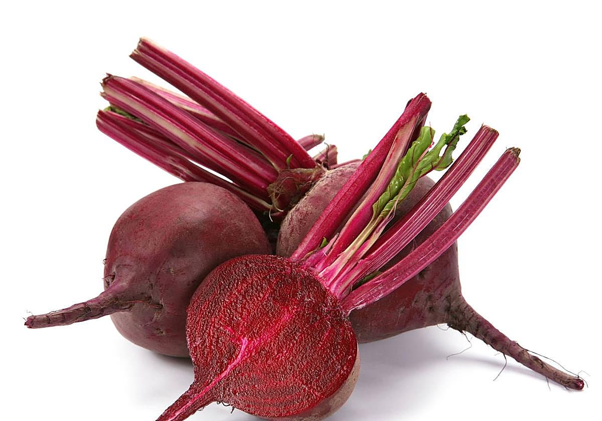 Cinco motivos por los que deberías comprar más remolacha y no solo por los beneficios para tu salud