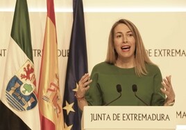 La presidenta de la Junta de Extremadura, María Guardiola.