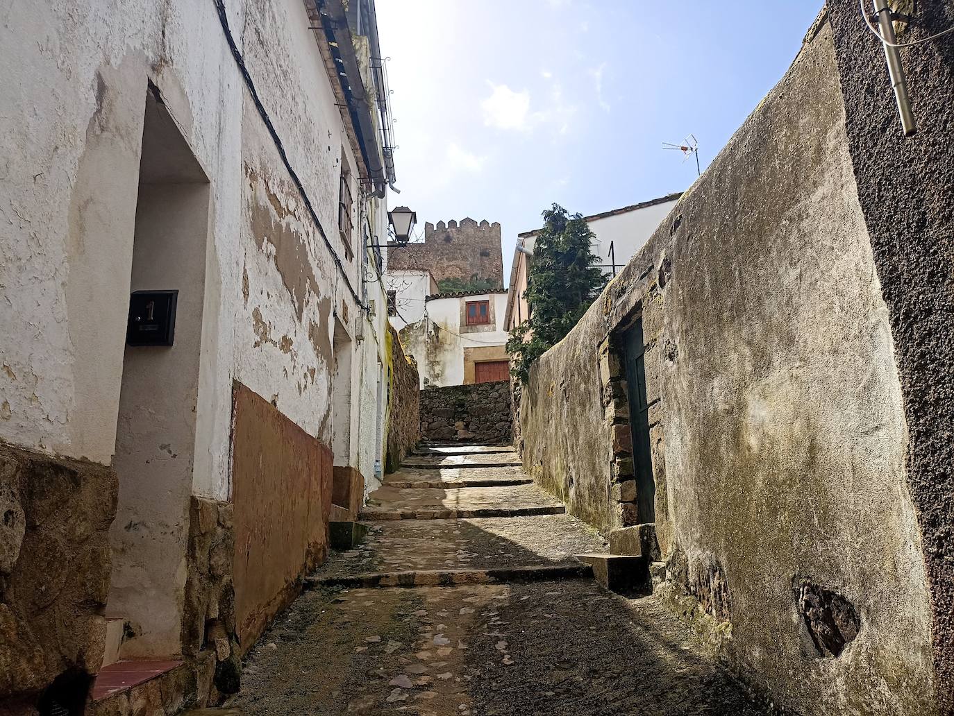 Villa Adentro. Paseo por el barrio gótico judío