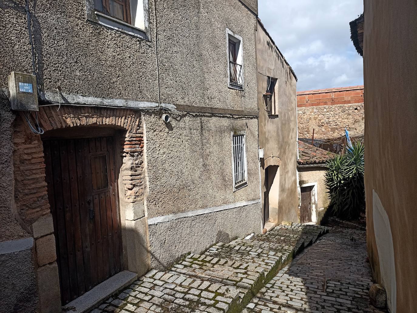 Villa Adentro. Paseo por el barrio gótico judío