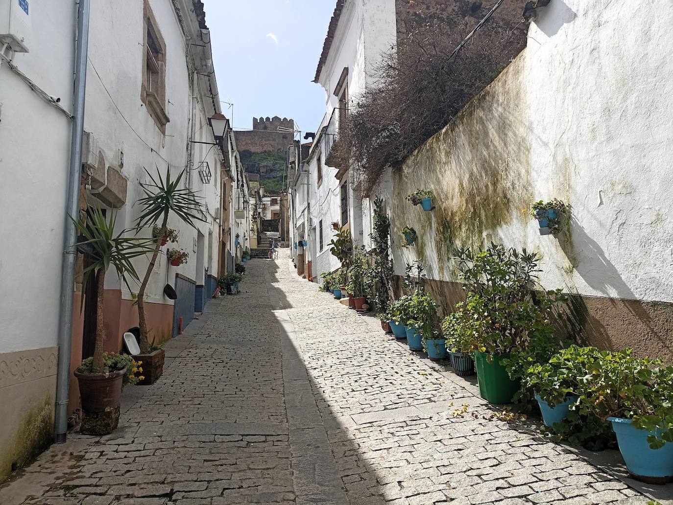 Villa Adentro. Paseo por el barrio gótico judío