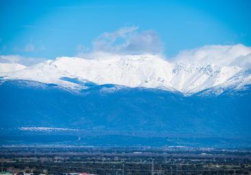 El paso de la borrasca Monica deja hasta un metro de nieve en los picos extremeños