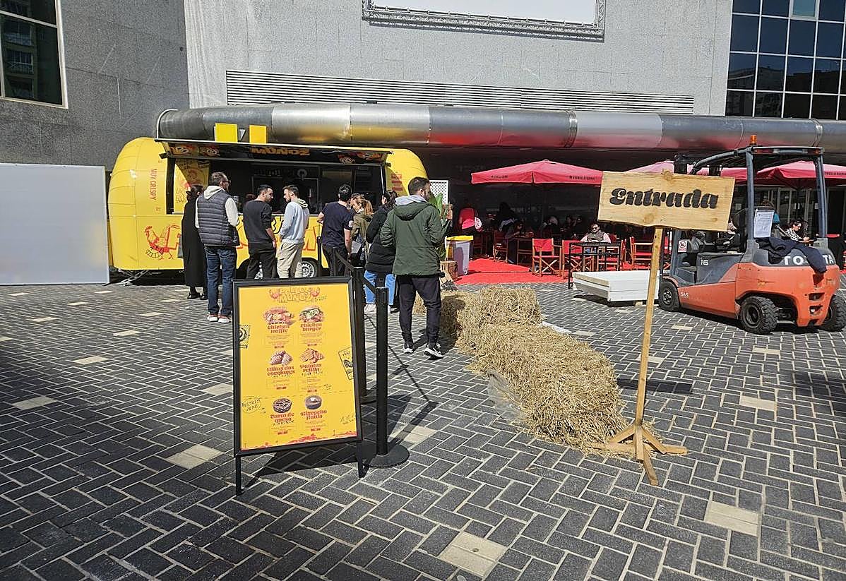 La furgoneta de Dabiz Muñoz estará en Badajoz hasta el 20 de abril