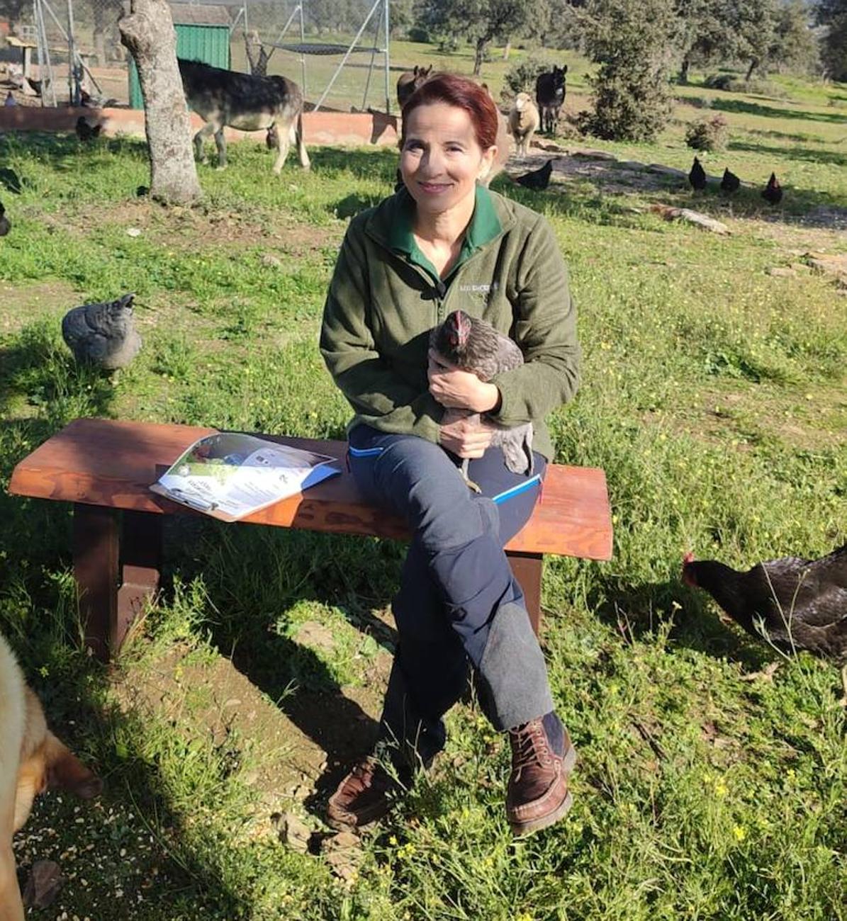 Domínguez en la finca, donde se celebrarán las actividades.