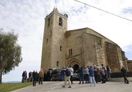 Iglesia de Nuestra Señora de la Asunción de la localidad cacereña, donde se ha desarrollado el funeral