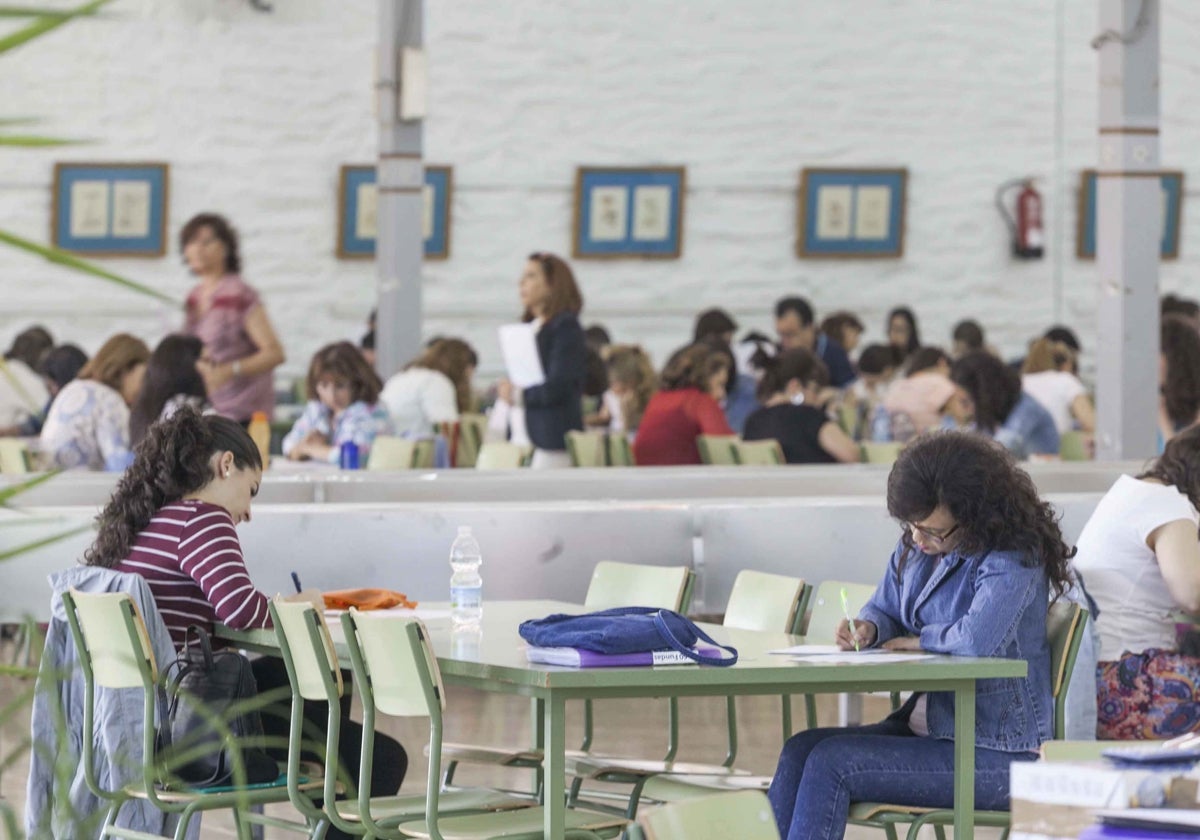 Aspirantes en un proceso selectivo celebrado en la región.