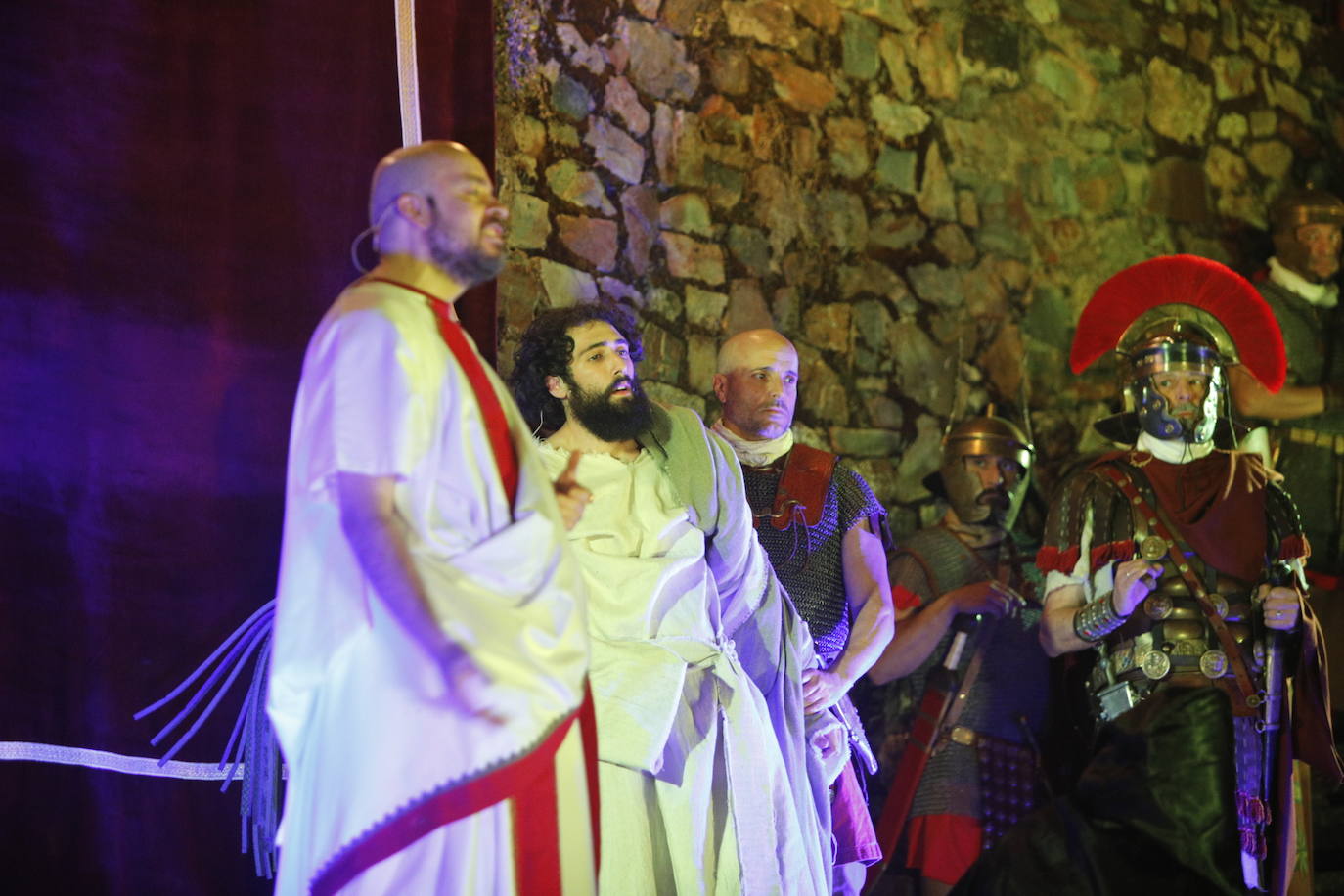 La representación de la Pasión Viviente en Cáceres, en imágenes (2)