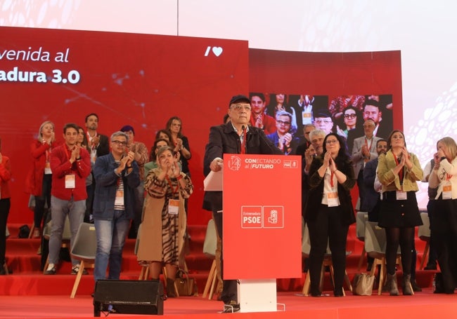 Vara, en su última intervención como líder de los socialistas extremeños.