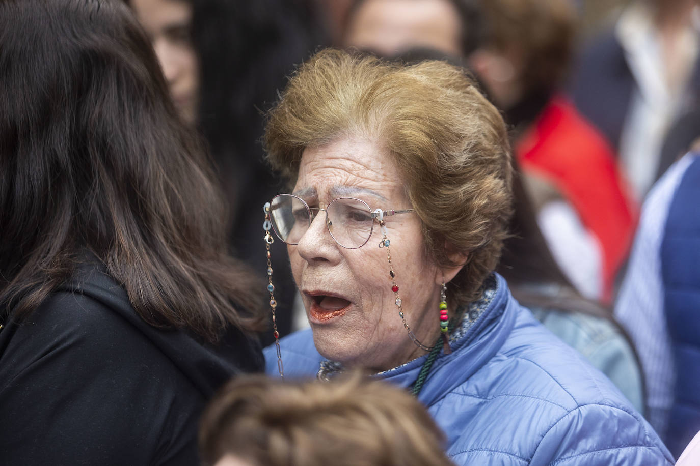 Domingo de Ramos | Miles de cacereños acompañan a la Burrina en Cáceres (I)