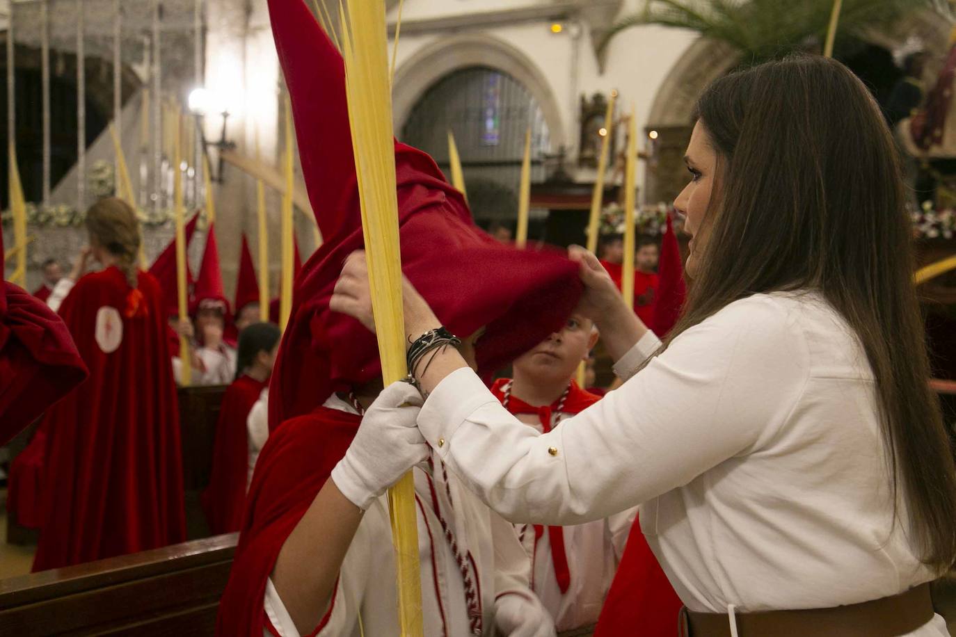 Desde la Concatedral ha salido la cofradía Infantil con su paso Entrada de Jesús en Jerusalén.