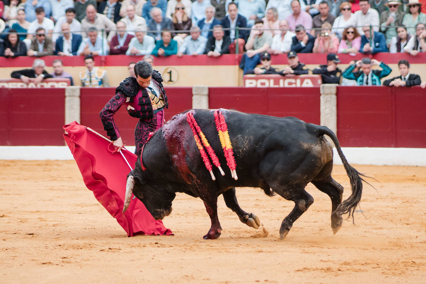 Las mejores imágenes de la corrida de Emilio de Justo, Talavante y Juan Ortega en Almendralejo (I)