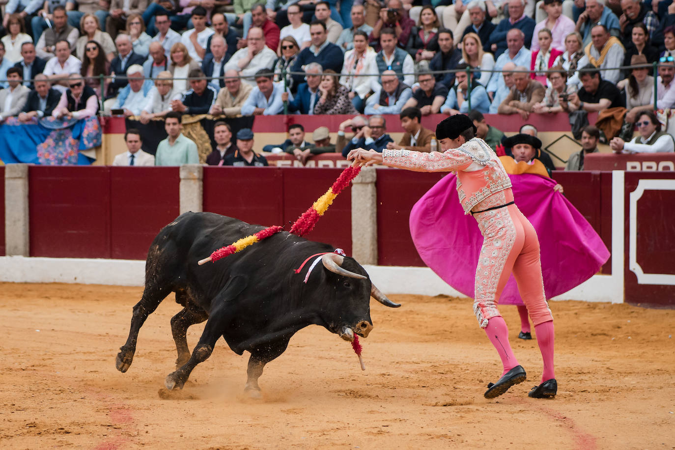 Las mejores imágenes de la corrida de Emilio de Justo, Talavante y Juan Ortega en Almendralejo (I)