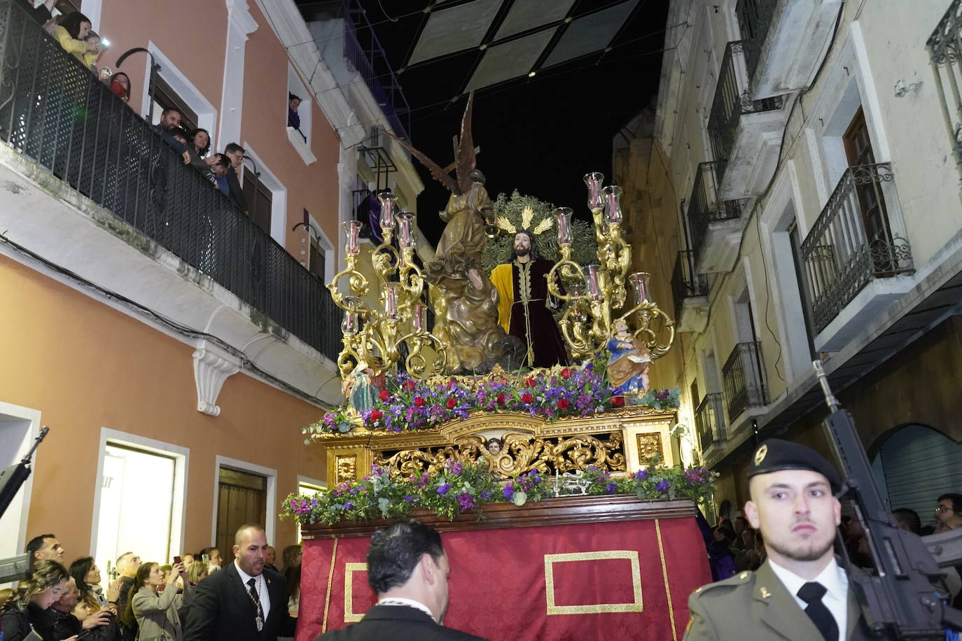 Fotos de la procesión del Lunes Santo de Badajoz