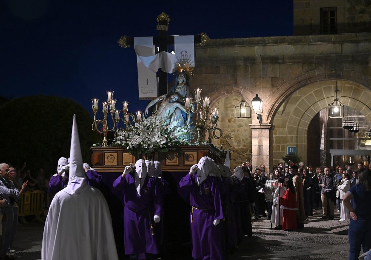 Paso de La Piedad, que estrenará una nueva restauración después de 33 años.