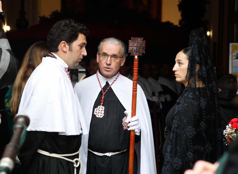 Cofradía del Vía Crucis y del Santísimo Cristo del Calvario (Estudiantes).