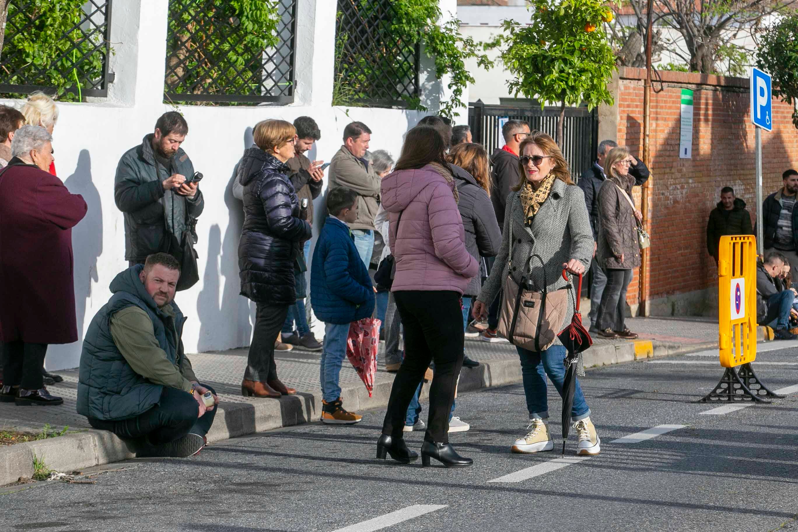 El Santo Entierro se suspende en Mérida. El Calvario, la hermandad encargarla de organizarlo, ha decidido cancelarlo por riesgo de lluvias.