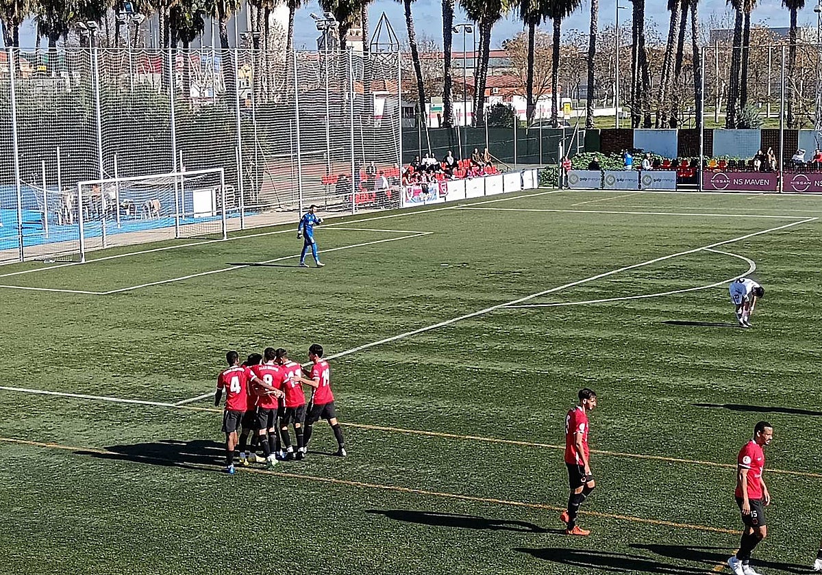 Imagen de archivo de un partido del Montijo de esta temporada.