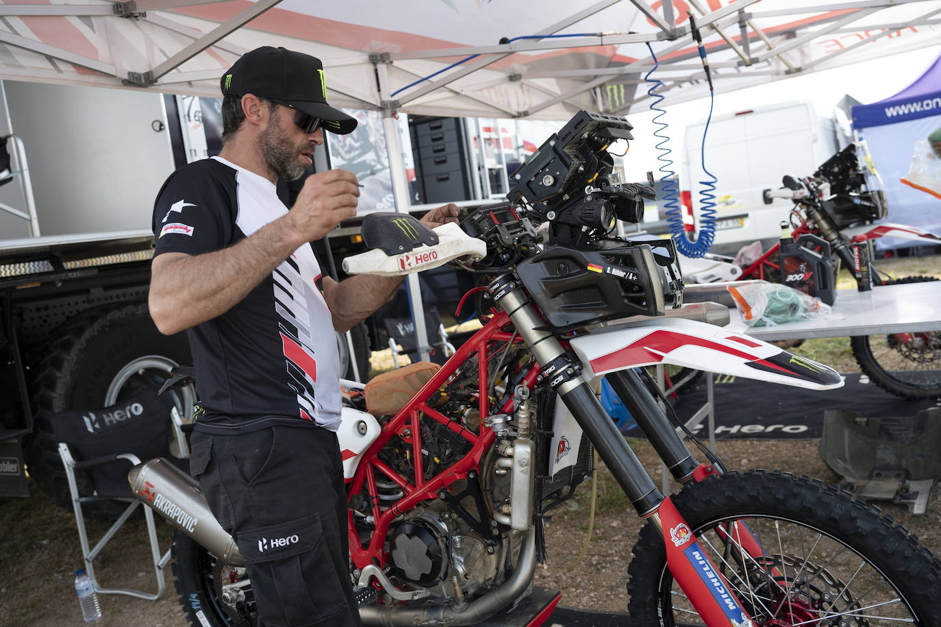 Badajoz acoge a la élite mundial de los rallies, en imágenes (I)