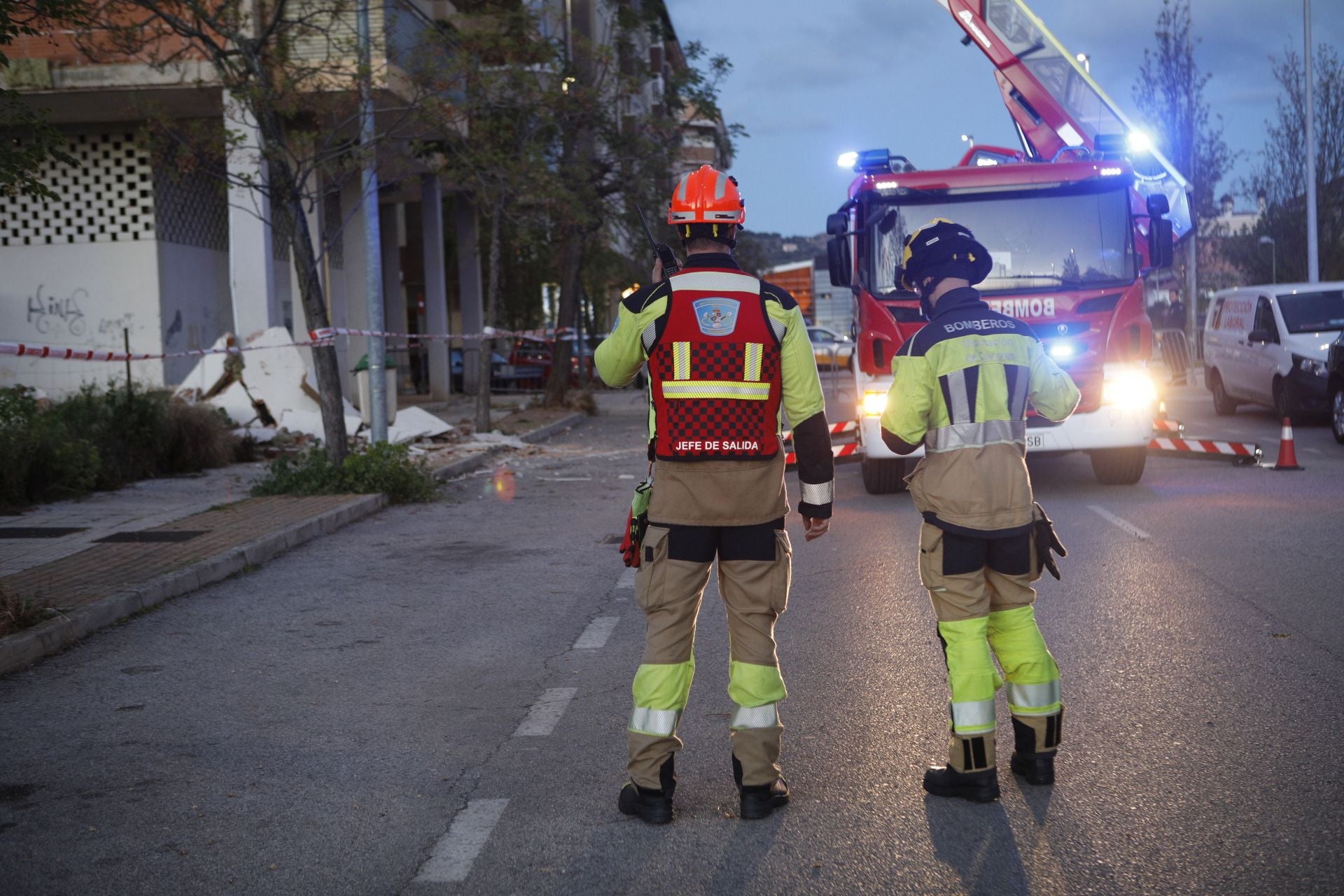 Así ha quedado el edificio de Nuevo Cáceres tras el desprendimiento de la fachada