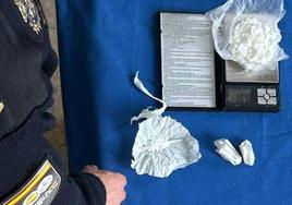 Desactivan un punto de venta de drogas en el Casco Antiguo de Badajoz e intervienen 30 gramos de cocaína