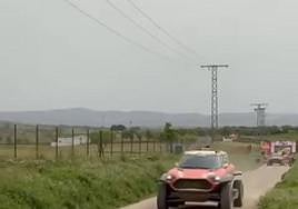 Muchos frexnenses se acercaron a recibir a los pilotos.