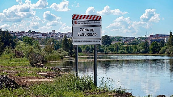 La Confederación sigue estudiando cómo aumentar la seguridad en La Pesquera