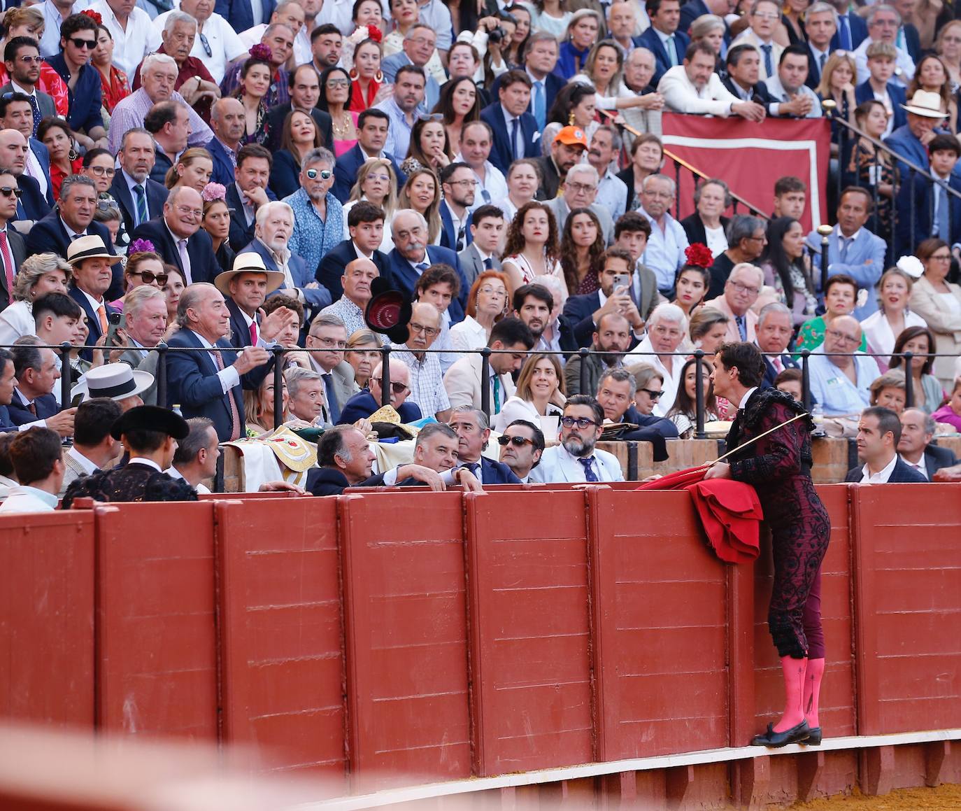 Emilio de Justo, triunfador de la tarde en Sevilla