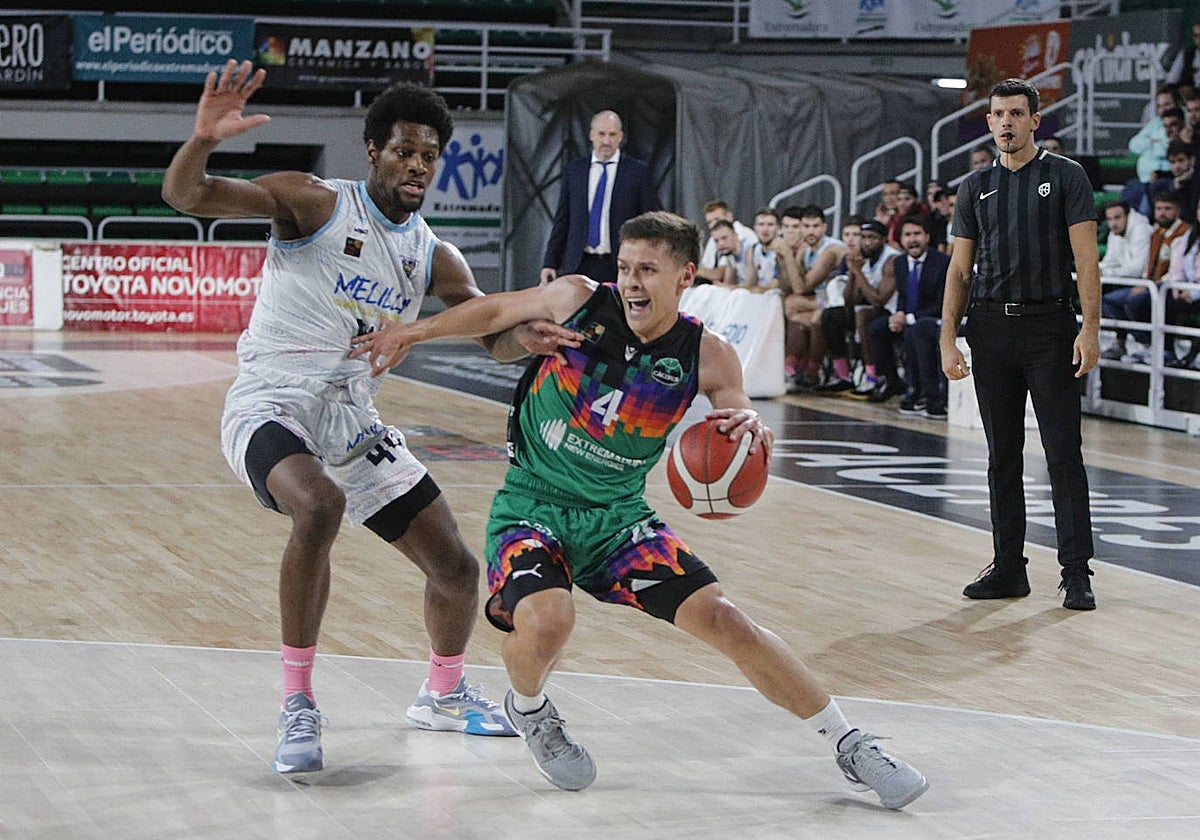 Atencia, uno de los lesionados junto a Dani Rodríguez en el Cáceres.