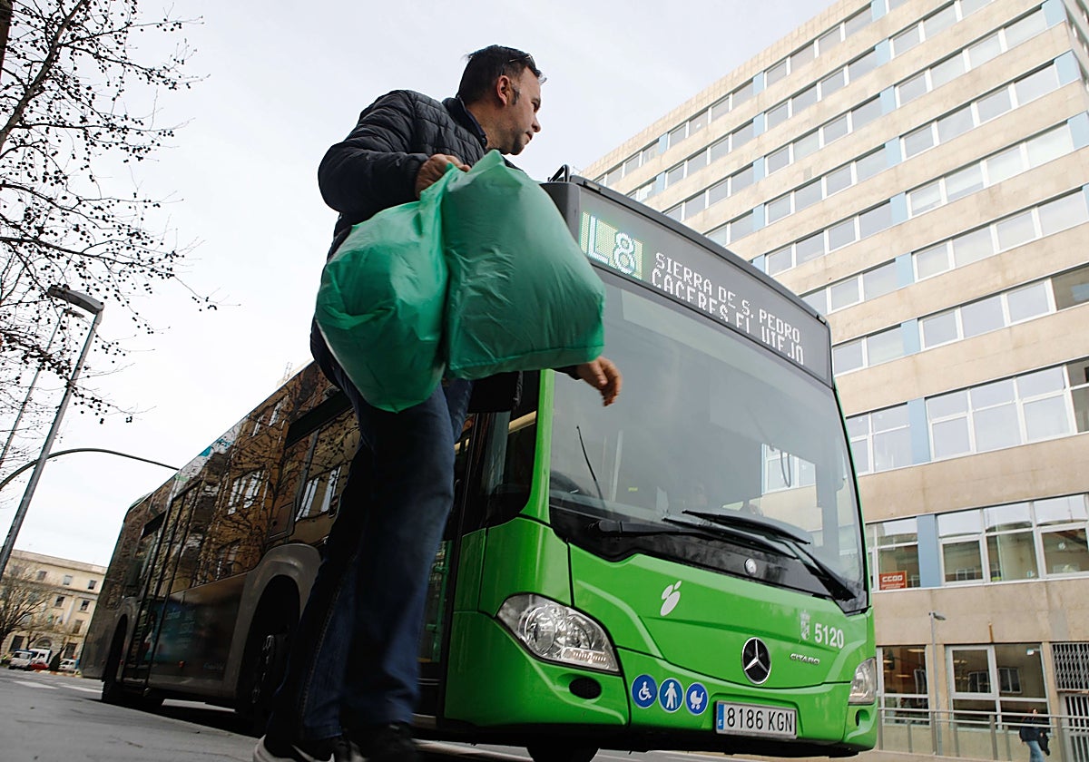 Línea 8 del autobús urbano, una de las que están pendientes de cambios.