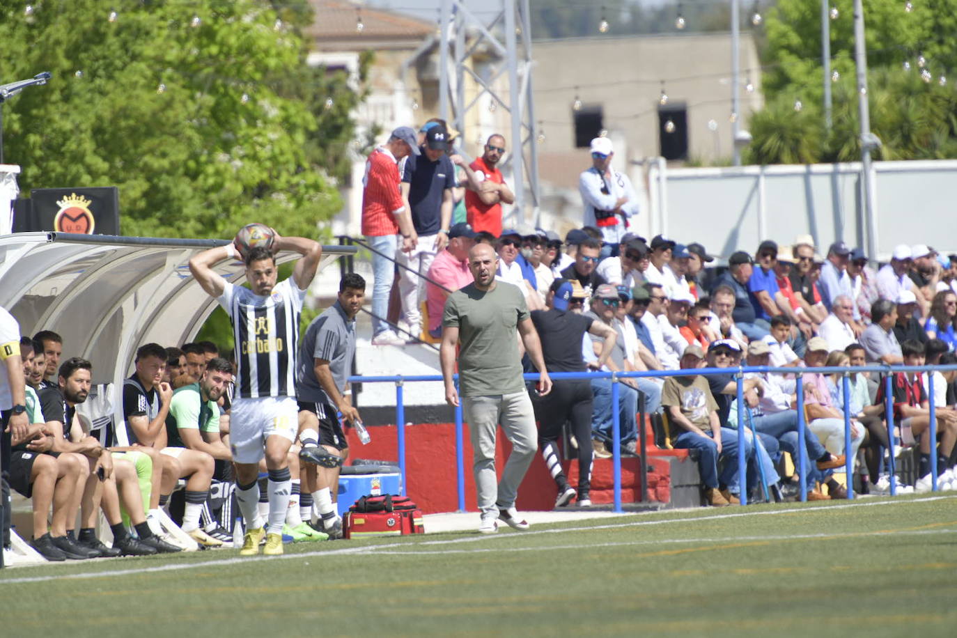 Las mejores imágenes del Montijo-Badajoz (1-2)